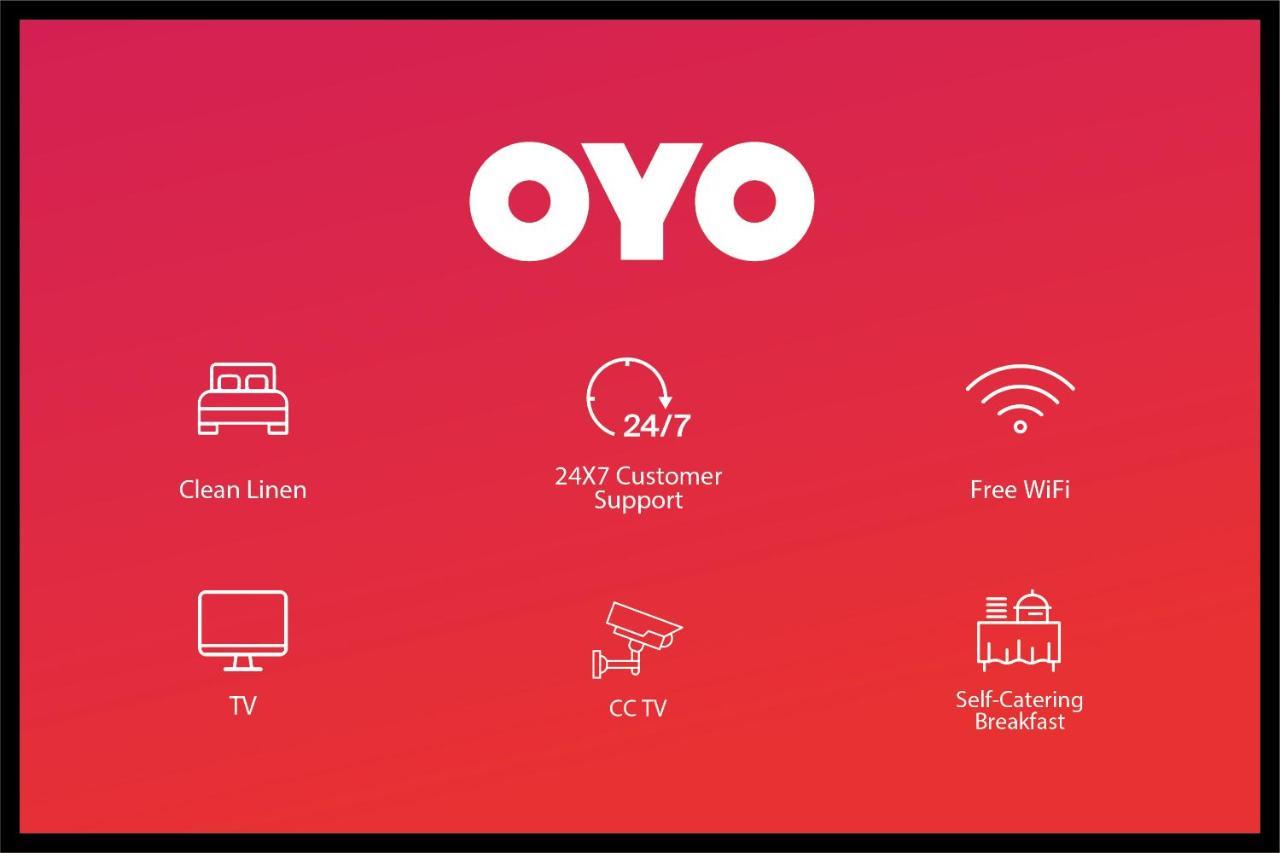 Oyo Flagship 37830 Hotel Aakar International ساتارا المظهر الخارجي الصورة